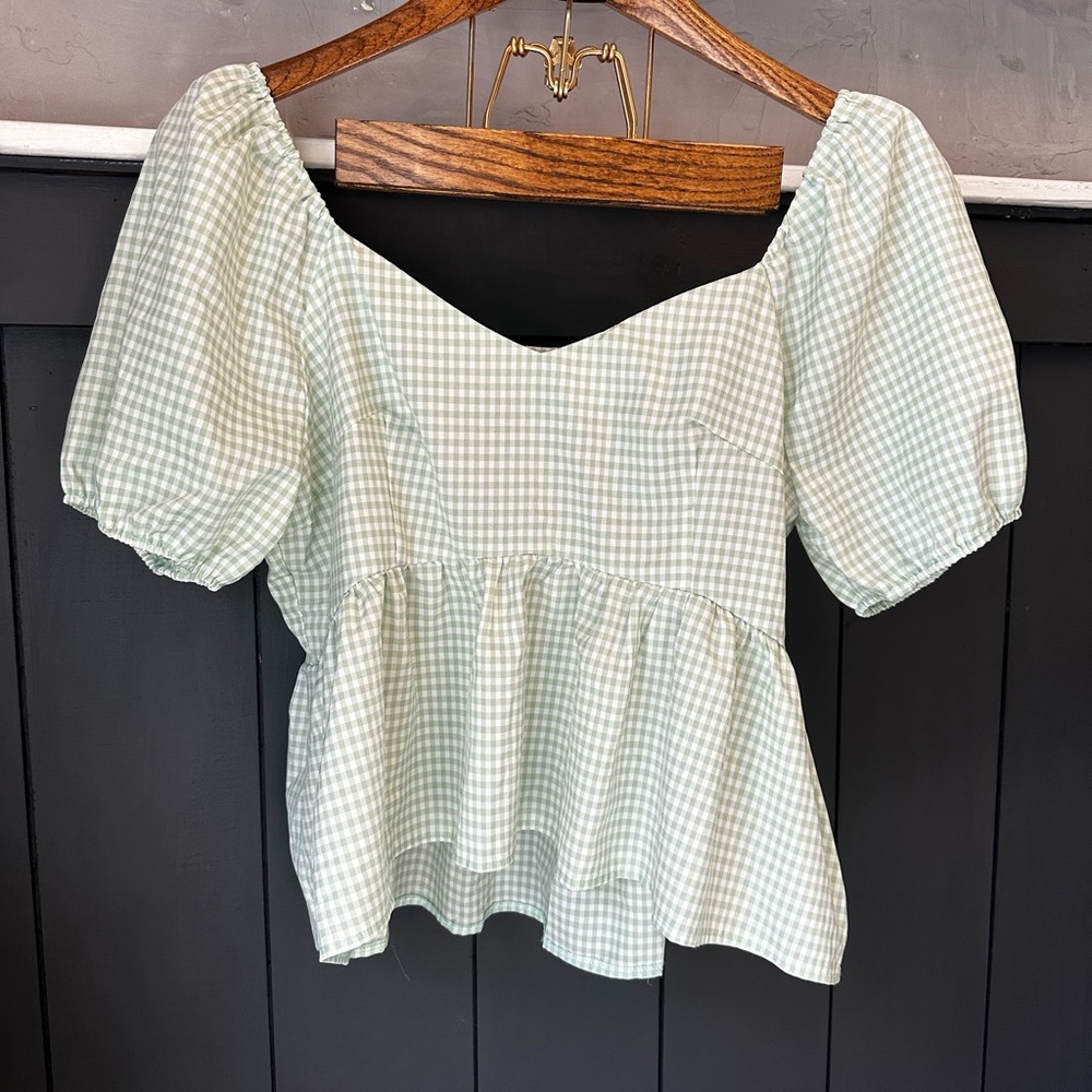 SHEIN Light Green White‎ Gingham Puff Sleeve Blouse size Large